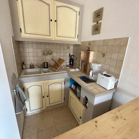 4 A 6 Personnes Acces Direct Miramar Apartment *